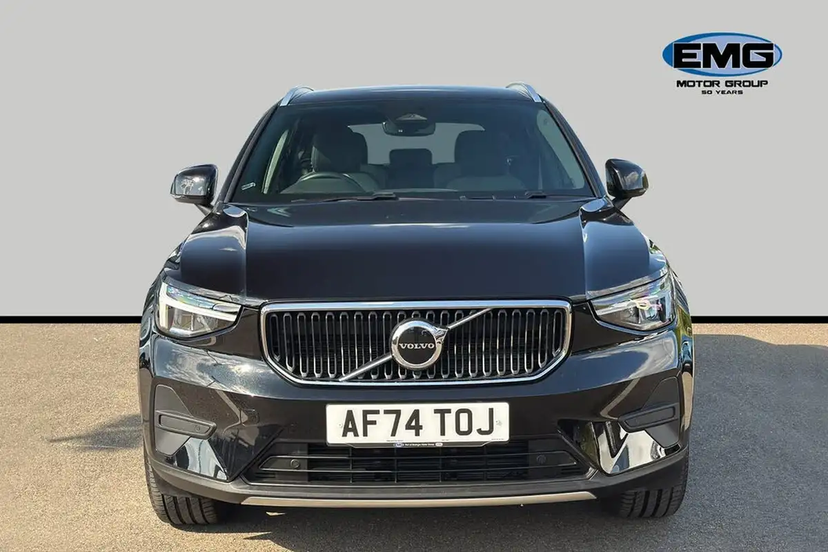2024-volvo-xc40-20-b3-core-big-1