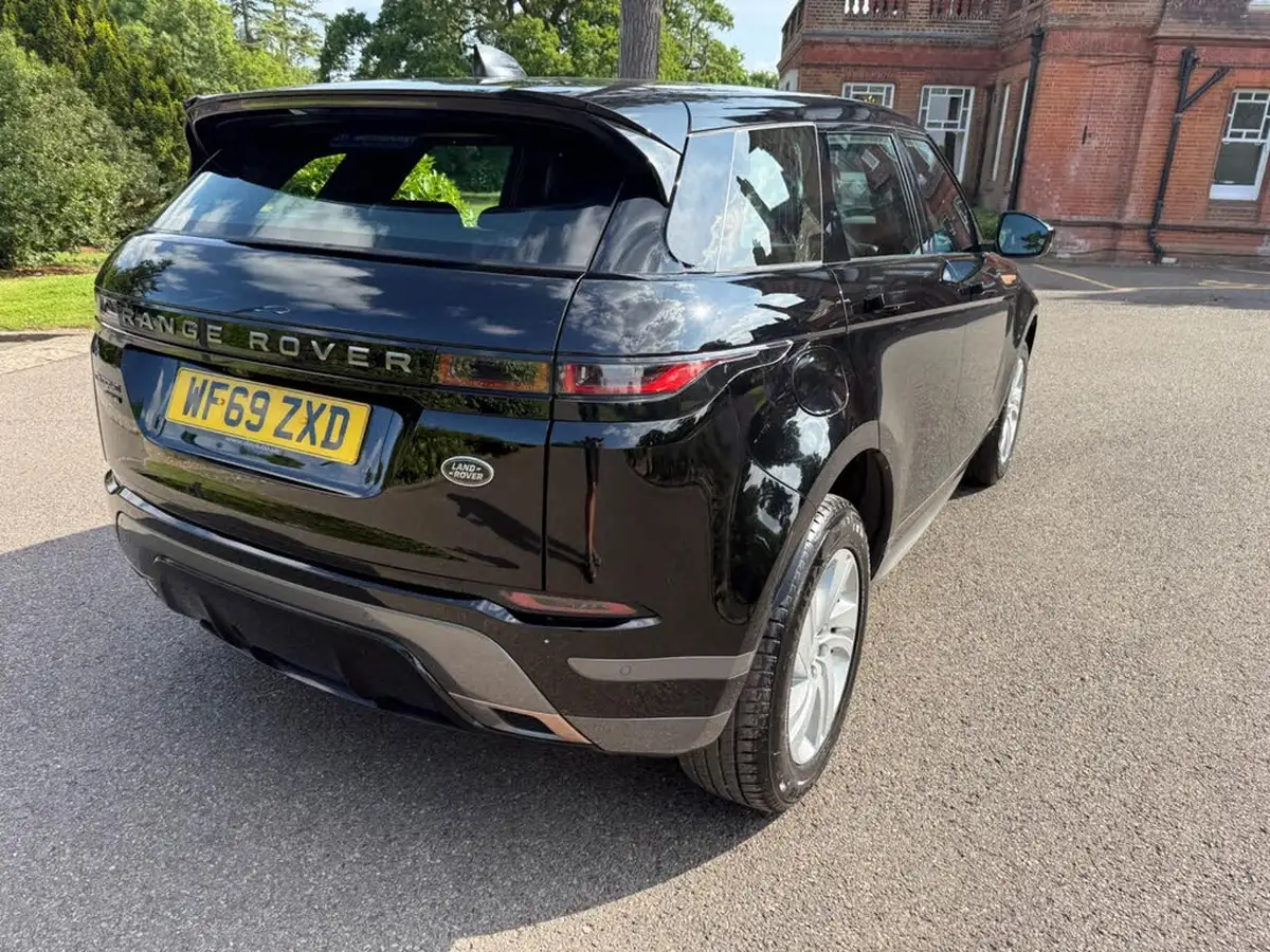 2020-land-rover-range-rover-evoque-20-d150-r-dynamic-big-11
