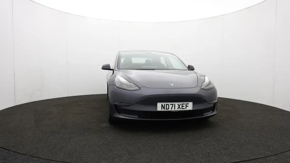2021-tesla-model-3-e-long-range-awd-big-47