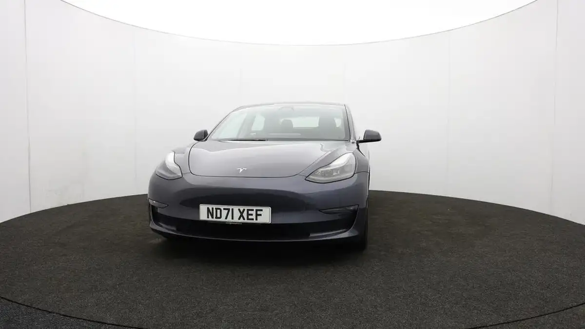 2021-tesla-model-3-e-long-range-awd-big-51