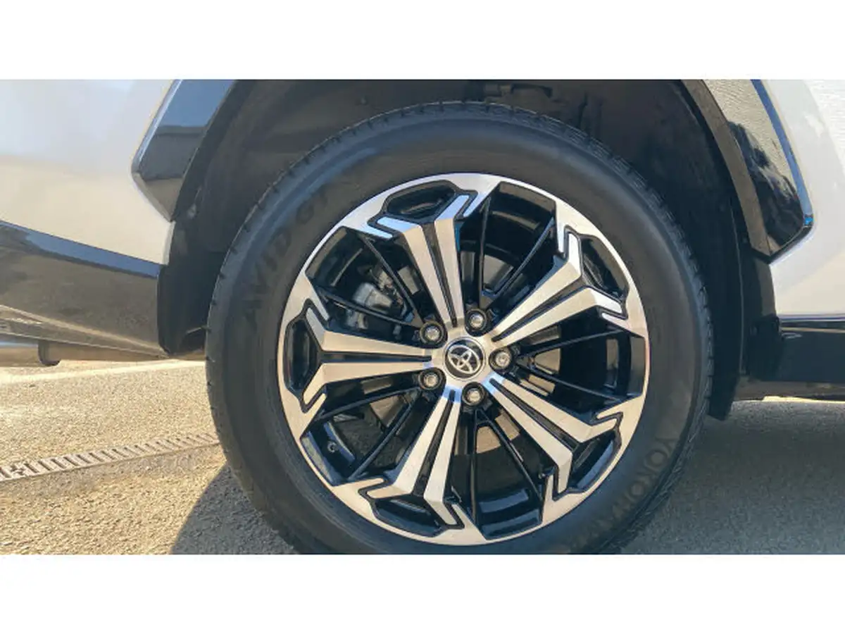 2023-toyota-rav4-25-vvt-i-dynamic-302bhp-plug-in-big-17
