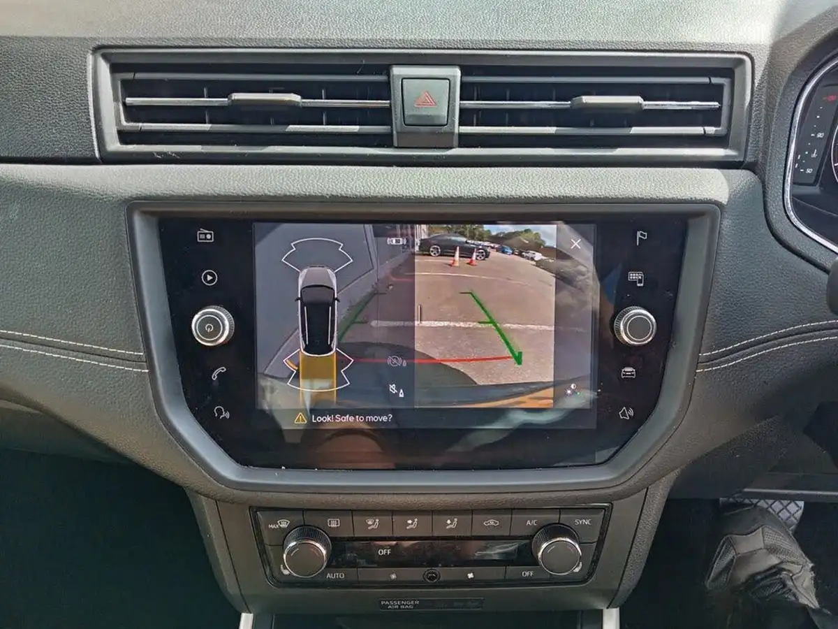 2021-seat-arona-10-tsi-xcellence-lux-110ps-dsg-big-4