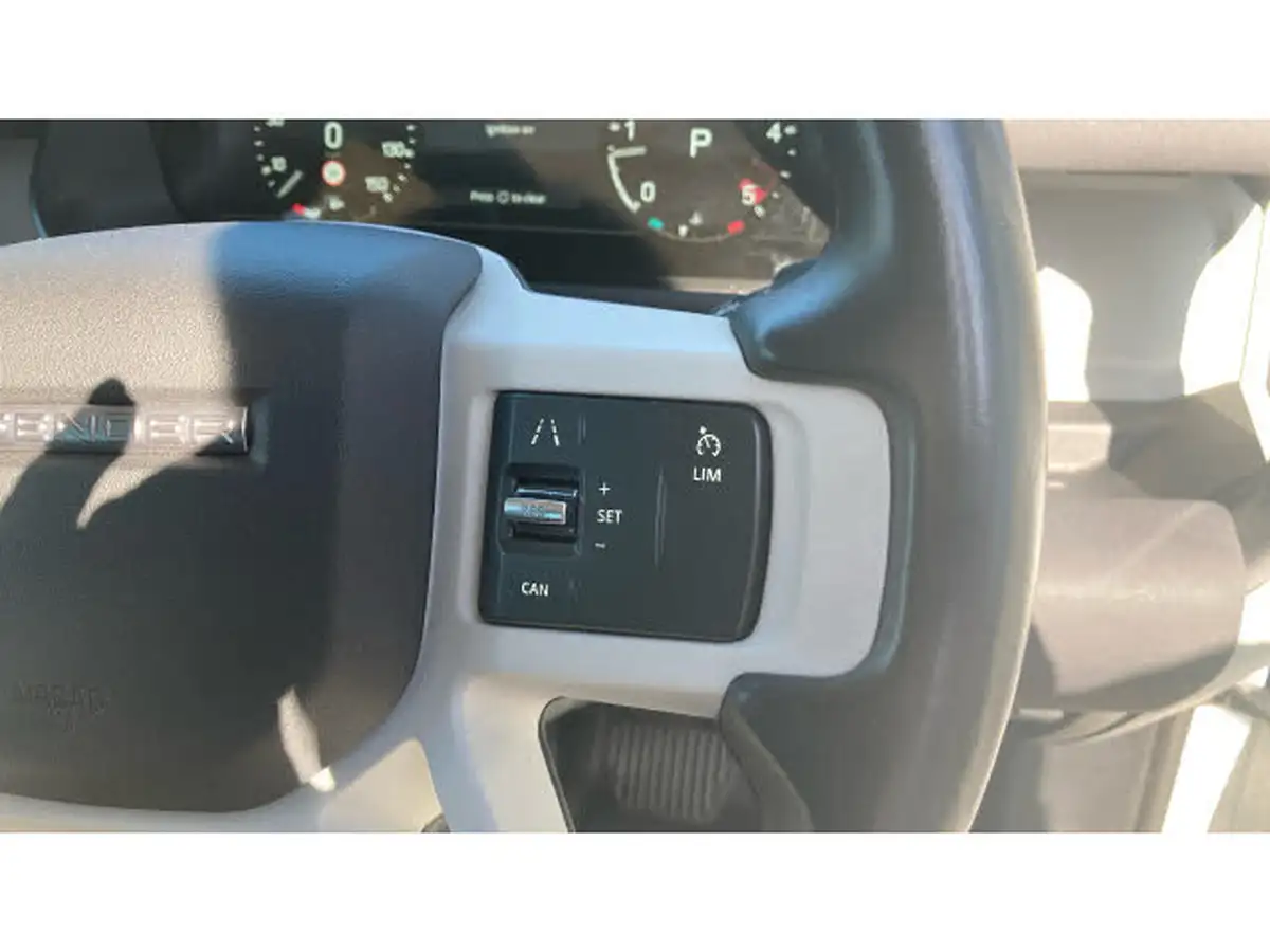 2021-land-rover-90-defender-30-d200-s-big-29