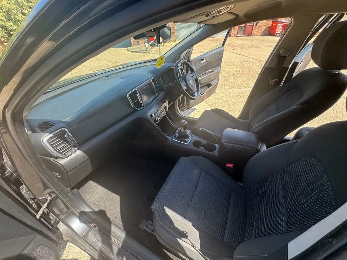 2017-kia-sportage-16-gdi-2-big-54