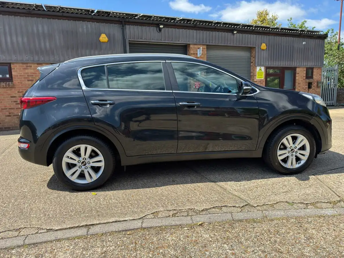 2017-kia-sportage-16-gdi-2-big-6