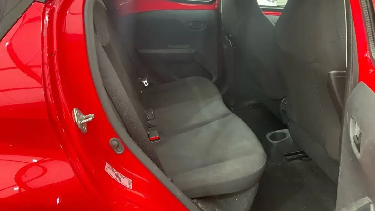 2019-toyota-aygo-10-vvt-i-x-5d-big-6
