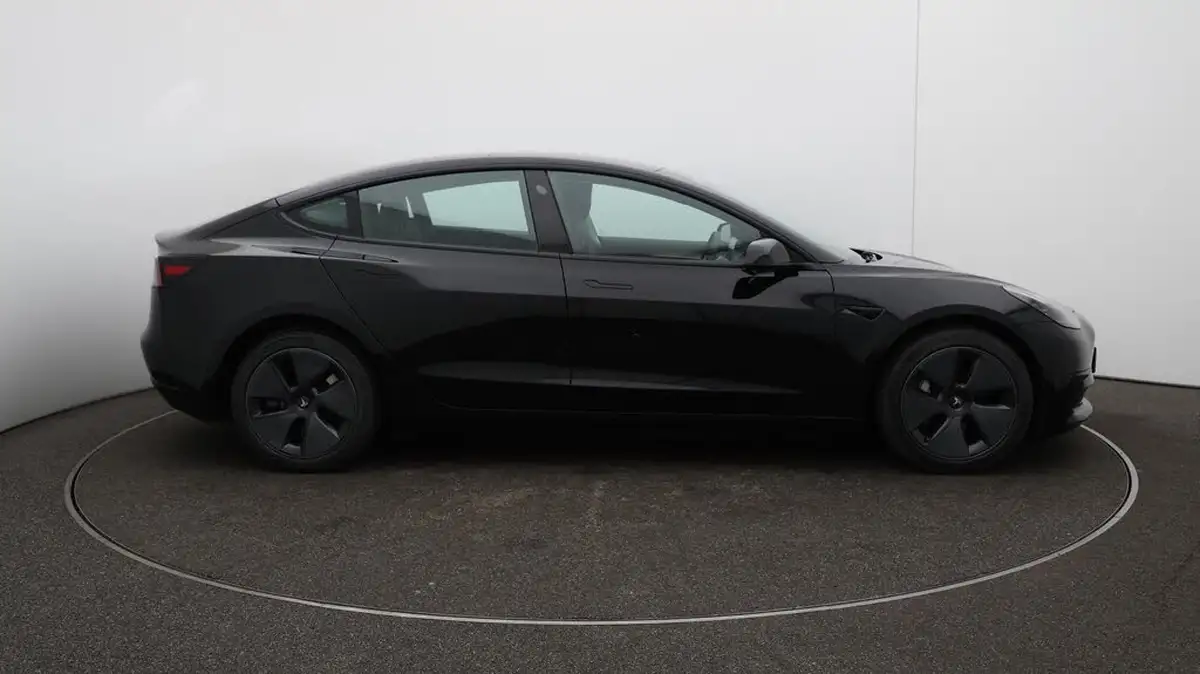 2021-tesla-model-3-e-standard-plus-big-49
