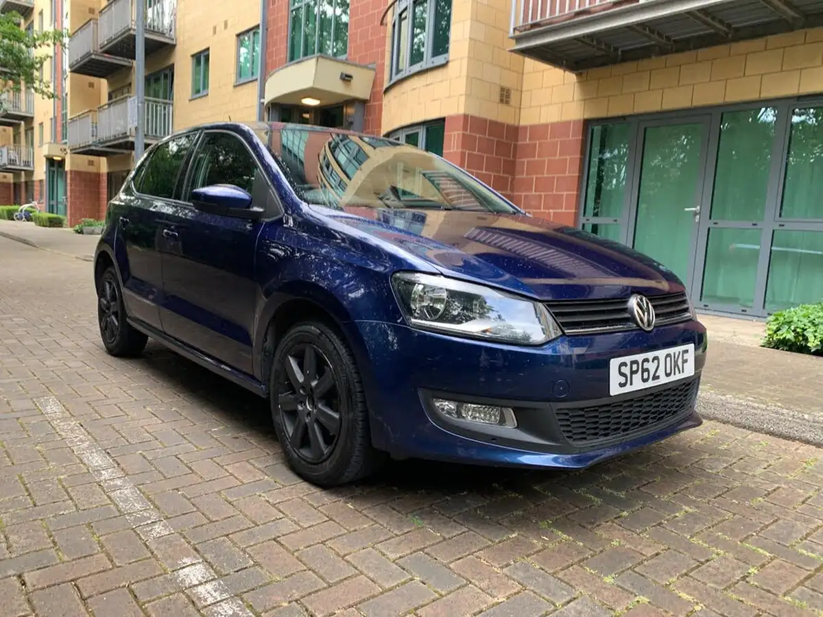 2012-volkswagen-polo-12-match-60ps-5d-big-0