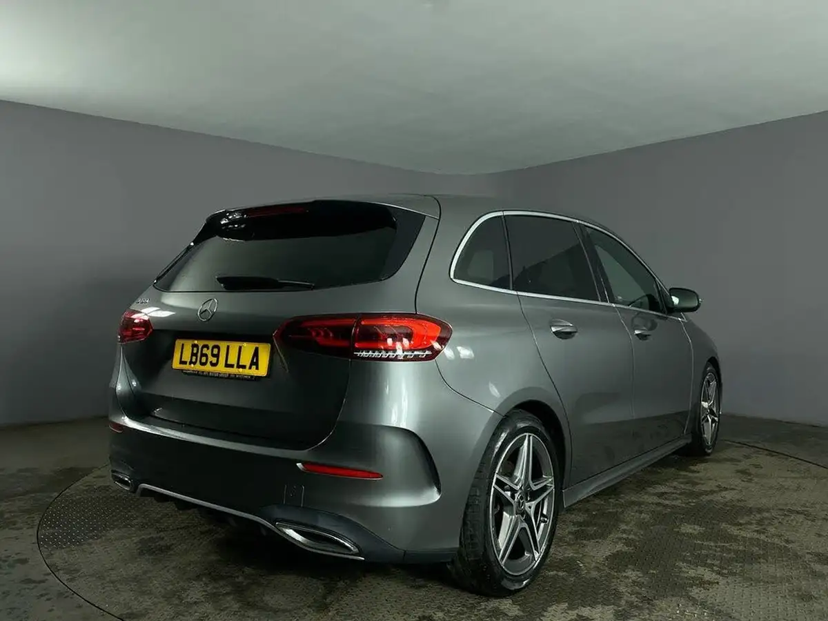 2019-mercedes-benz-b-class-13-b180-amg-line-7g-dct-big-7