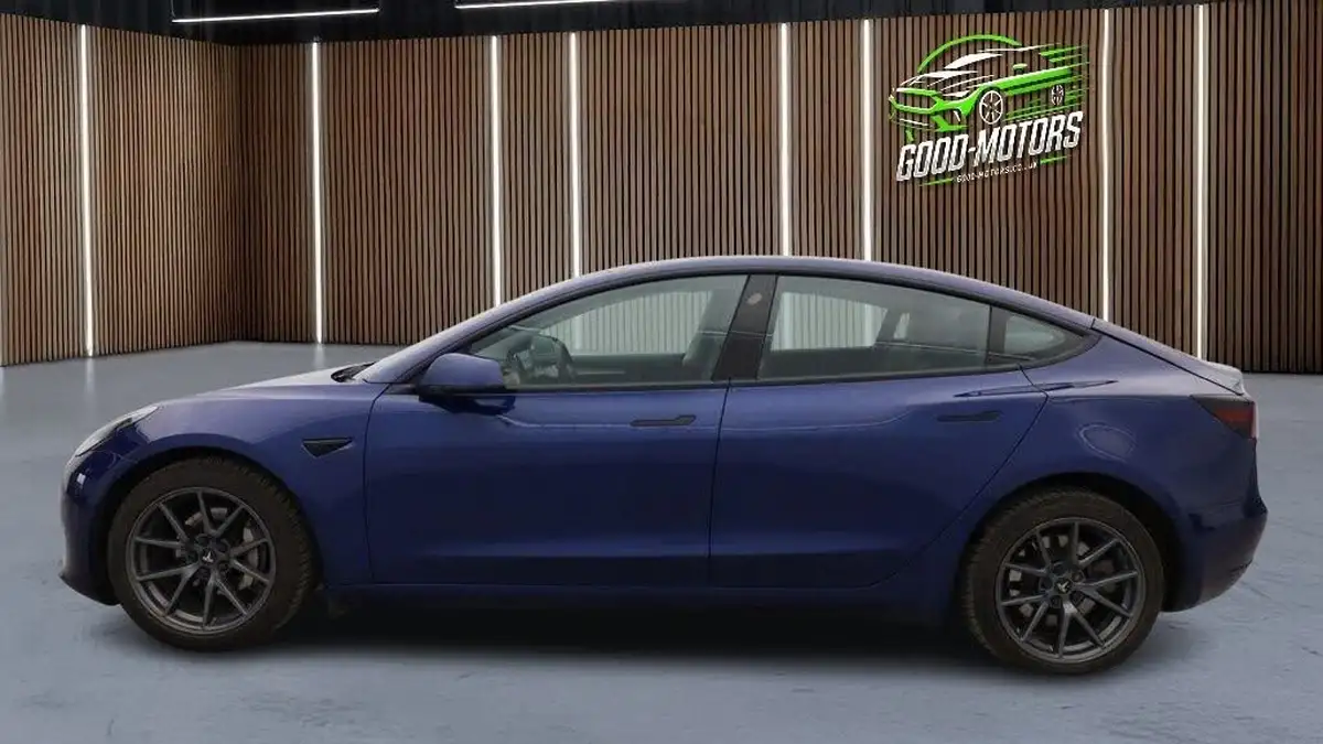 2021-tesla-model-3-e-standard-plus-big-10
