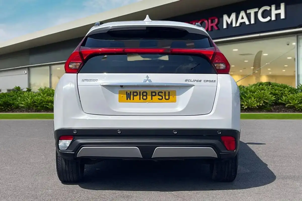 2018-mitsubishi-eclipse-cross-15-4-big-3