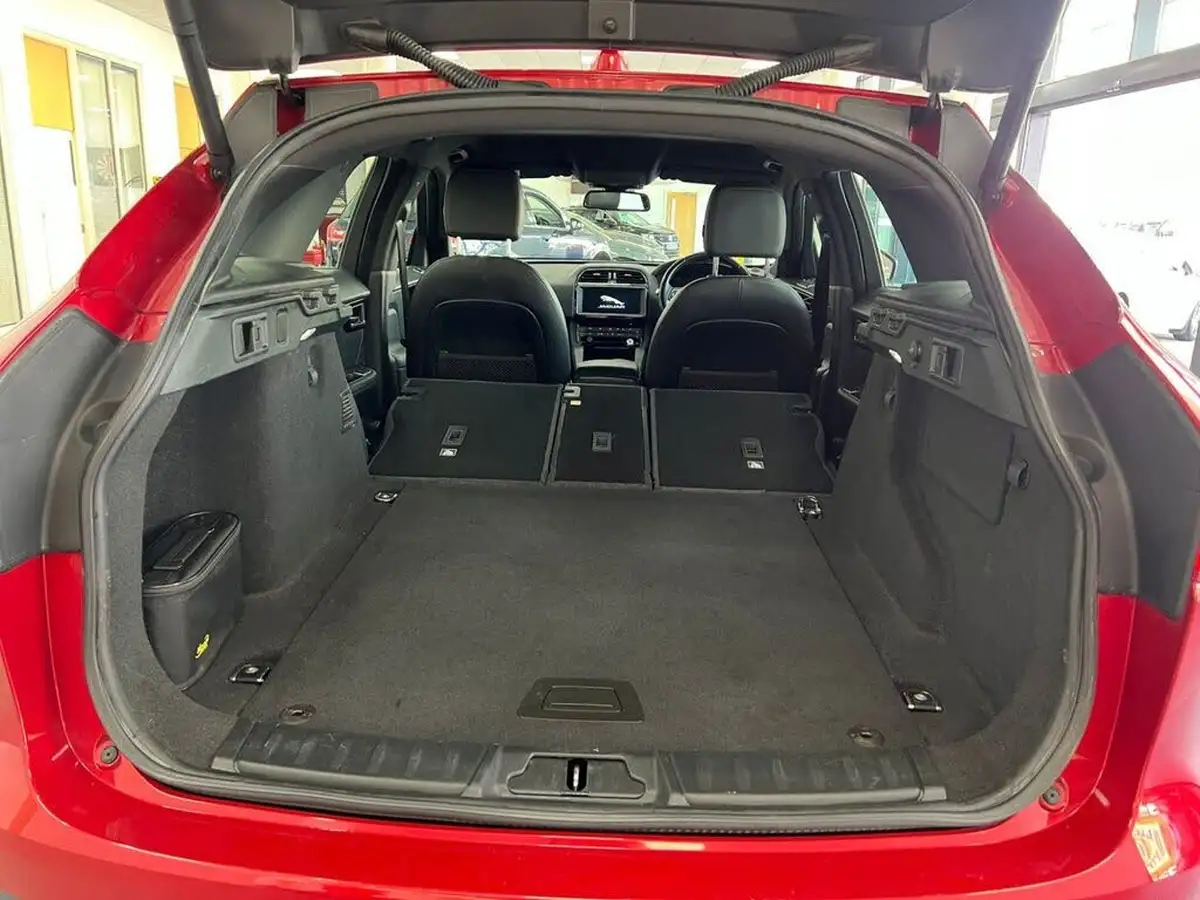 2016-jaguar-f-pace-20-i4d-prestige-awd-auto-big-54