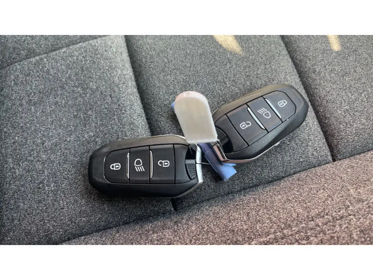 2022-citroen-c5-aircross-15bluehdi-shine-ss-big-19