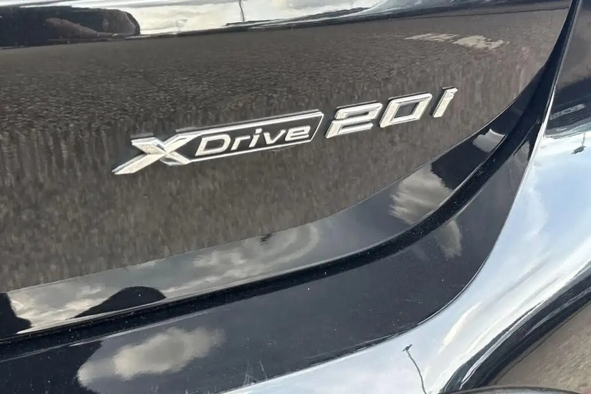 2022-bmw-x1-20-xdrive20i-xline-big-24