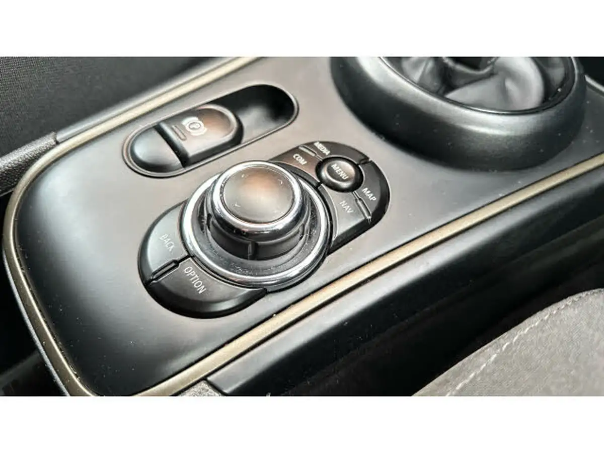 2021-mini-countryman-20-cooper-s-classic-auto-big-18