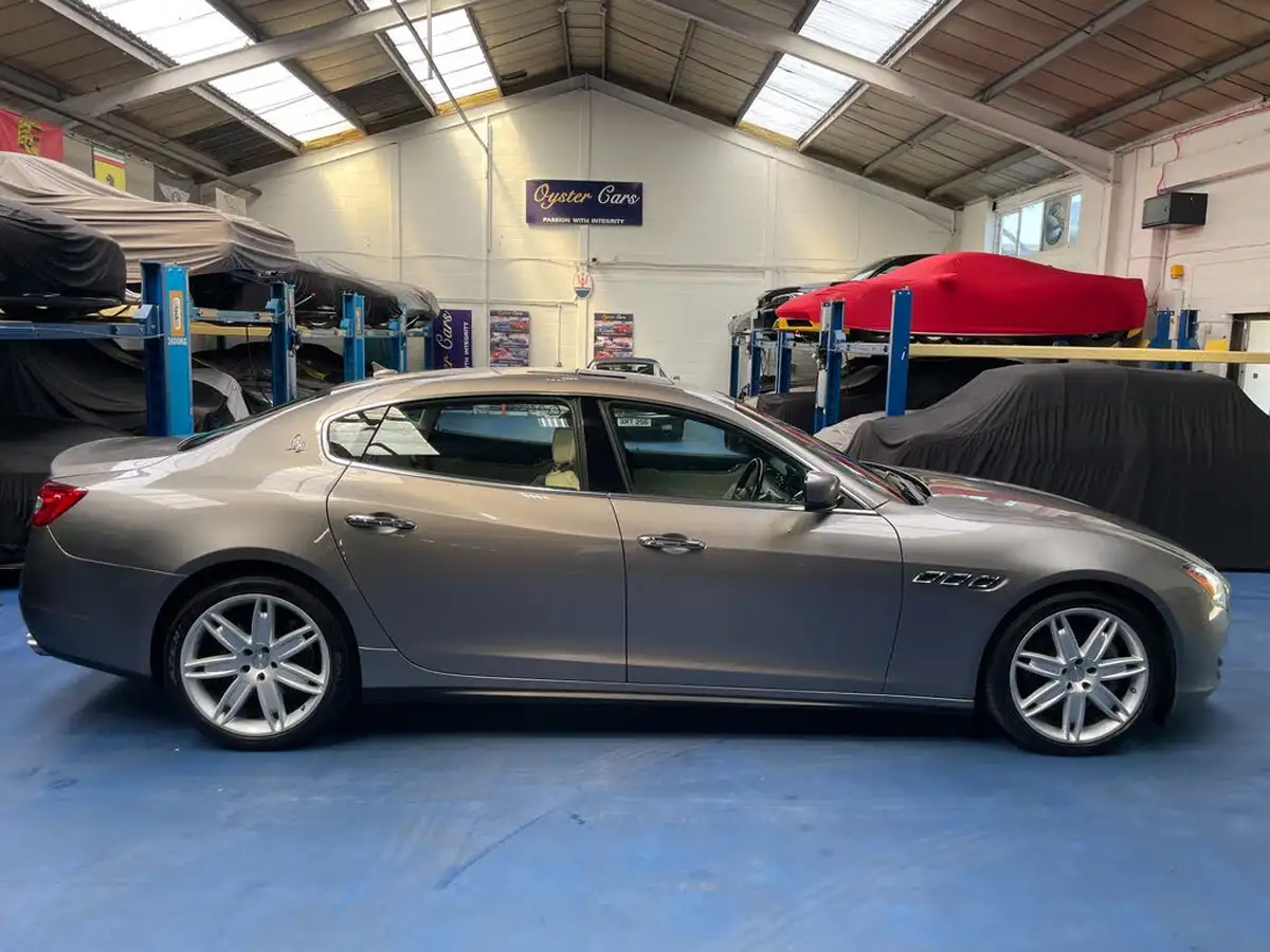 2016-maserati-quattroporte-30td-big-1