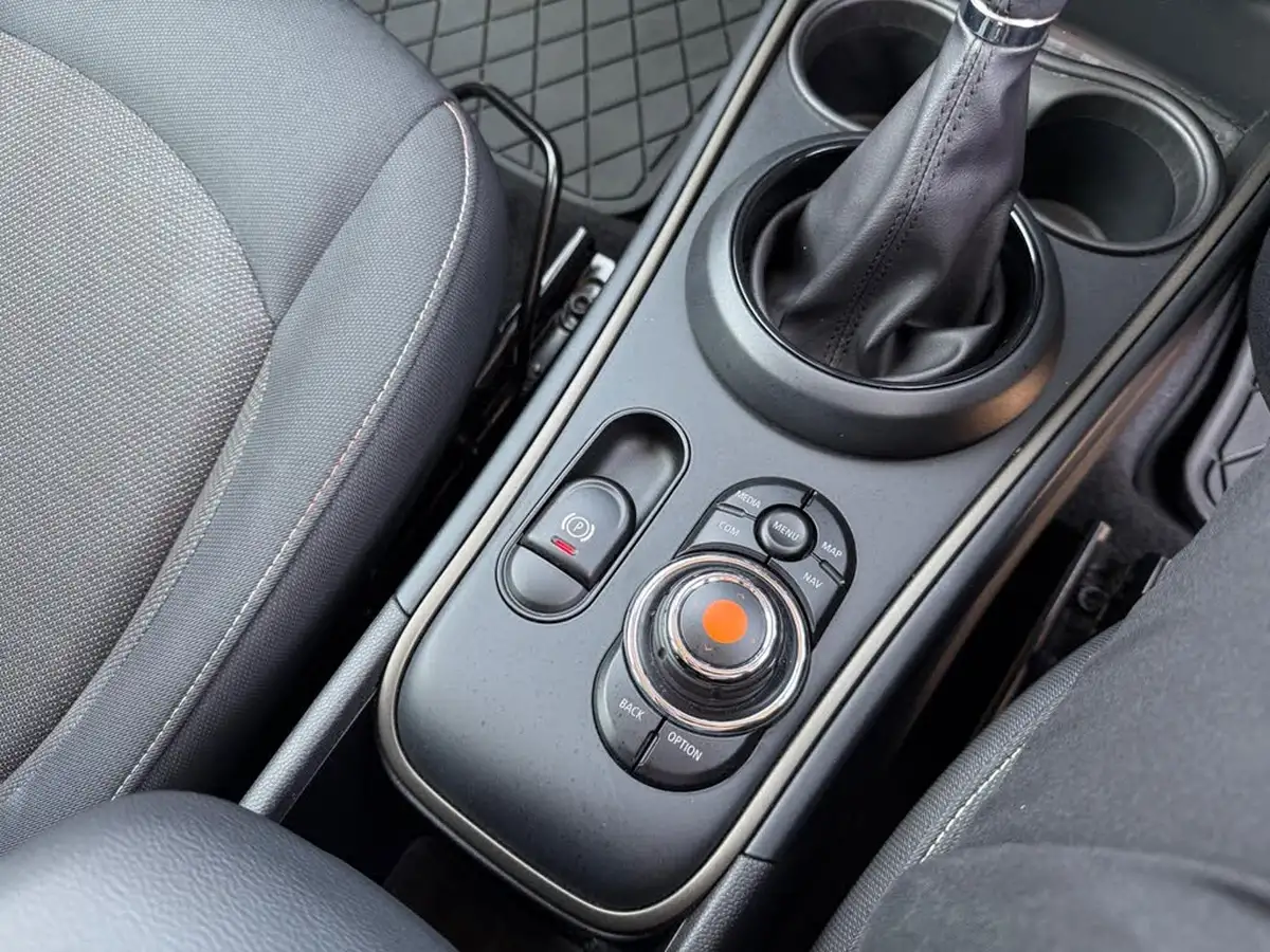 2021-mini-countryman-15-cooper-s-e-phev-classic-big-40