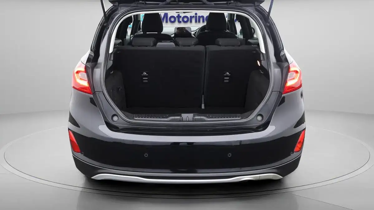 2019-ford-fiesta-10t-active-1-100ps-big-17
