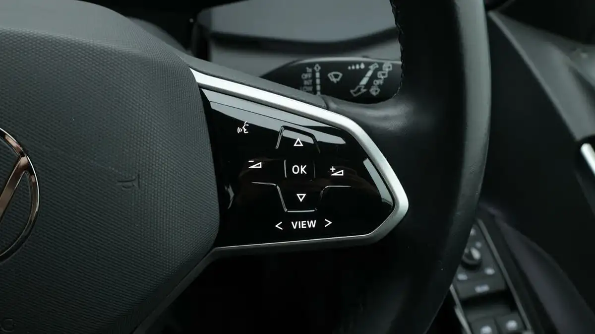2022-volkswagen-id3-e-life-204ps-58kwh-pro-performance-big-25
