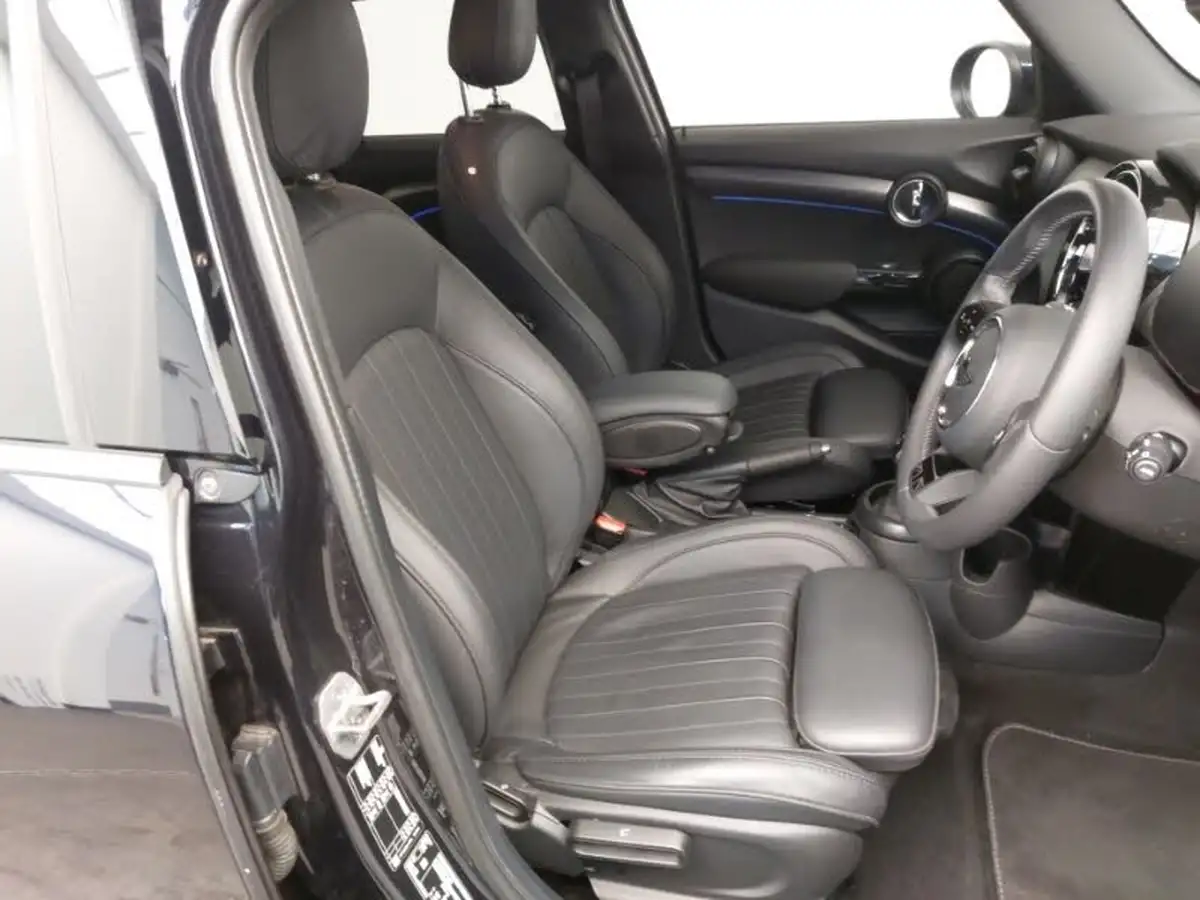 2023-mini-cooper-15-cooper-exclusive-premium-auto-hatchback-5d-auto-big-10