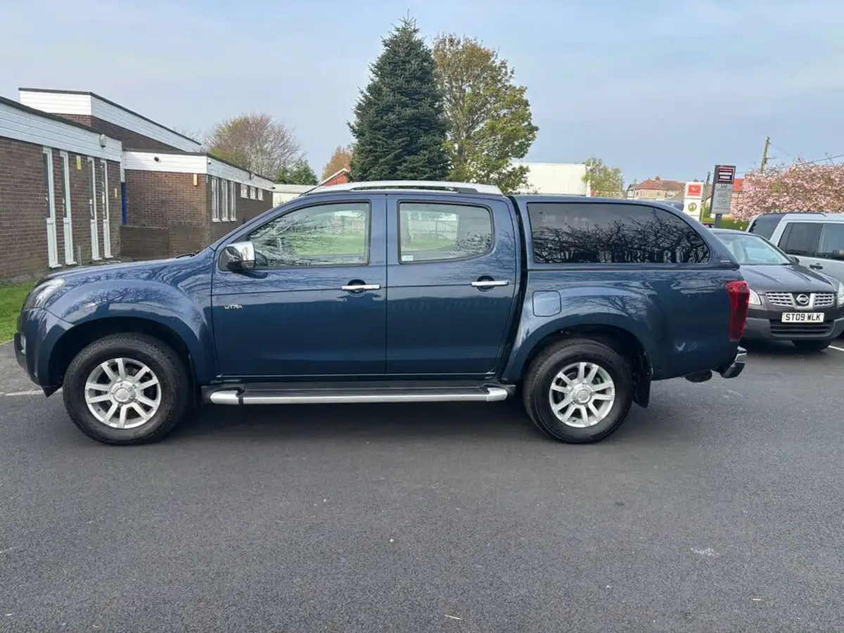2015-isuzu-d-max-25td-utah-huntsman-auto-big-5