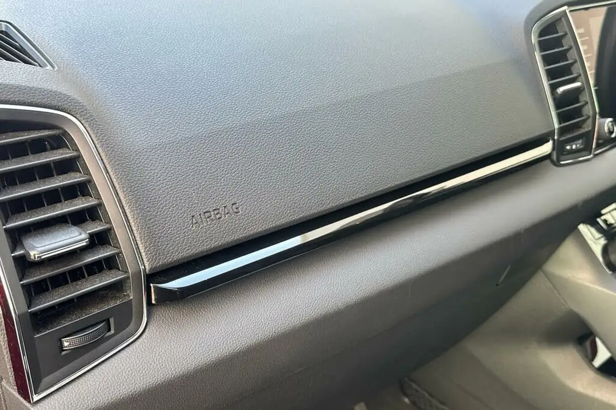2019-skoda-karoq-15-tsi-se-l-dsg-big-12