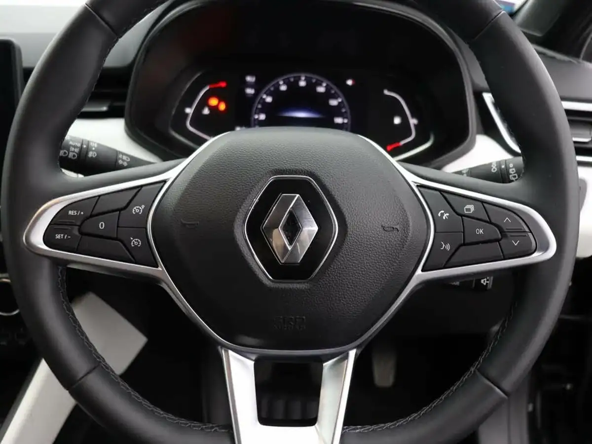 2022-renault-clio-10-tce-s-edition-big-22