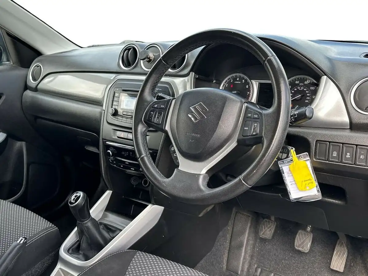2016-suzuki-vitara-16-sz4-big-4