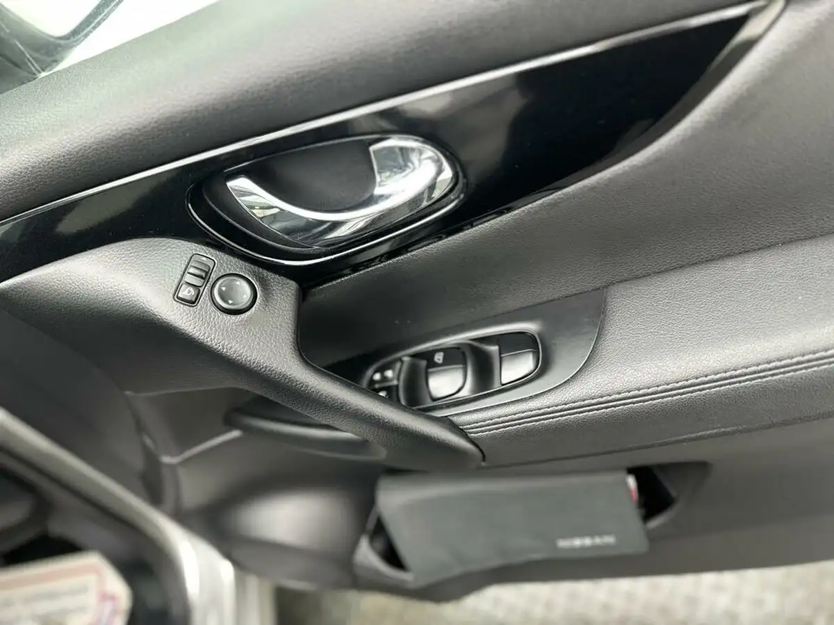 2015-nissan-qashqai-16dci-tekna-xtronic-cvt-big-16