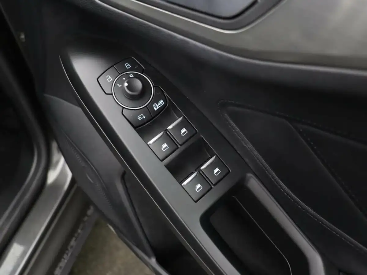 2021-ford-focus-10t-titanium-x-edition-155ps-hybrid-mhev-hatchback-big-13