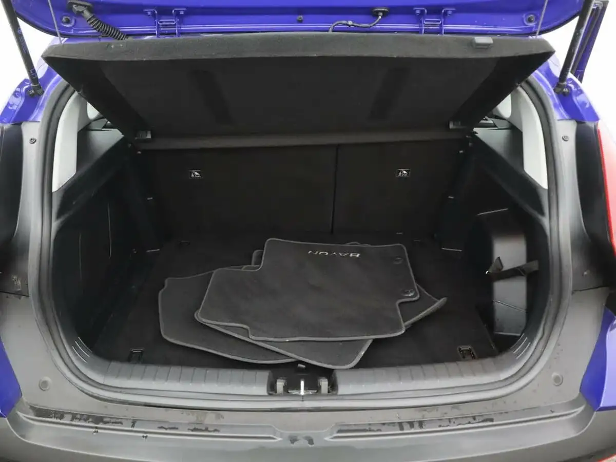 2022-hyundai-bayon-10-t-gdi-se-connect-big-6