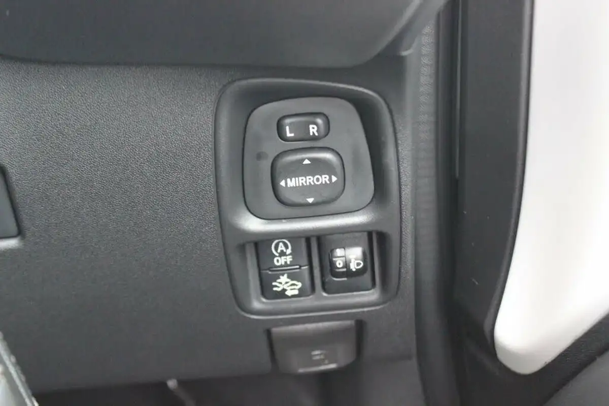 2022-toyota-aygo-10-vvt-i-x-play-big-21