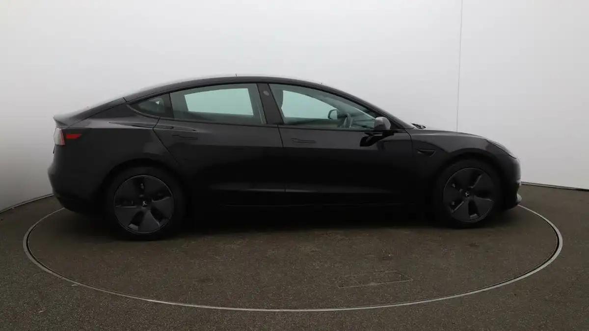 2021-tesla-model-3-e-long-range-awd-big-41