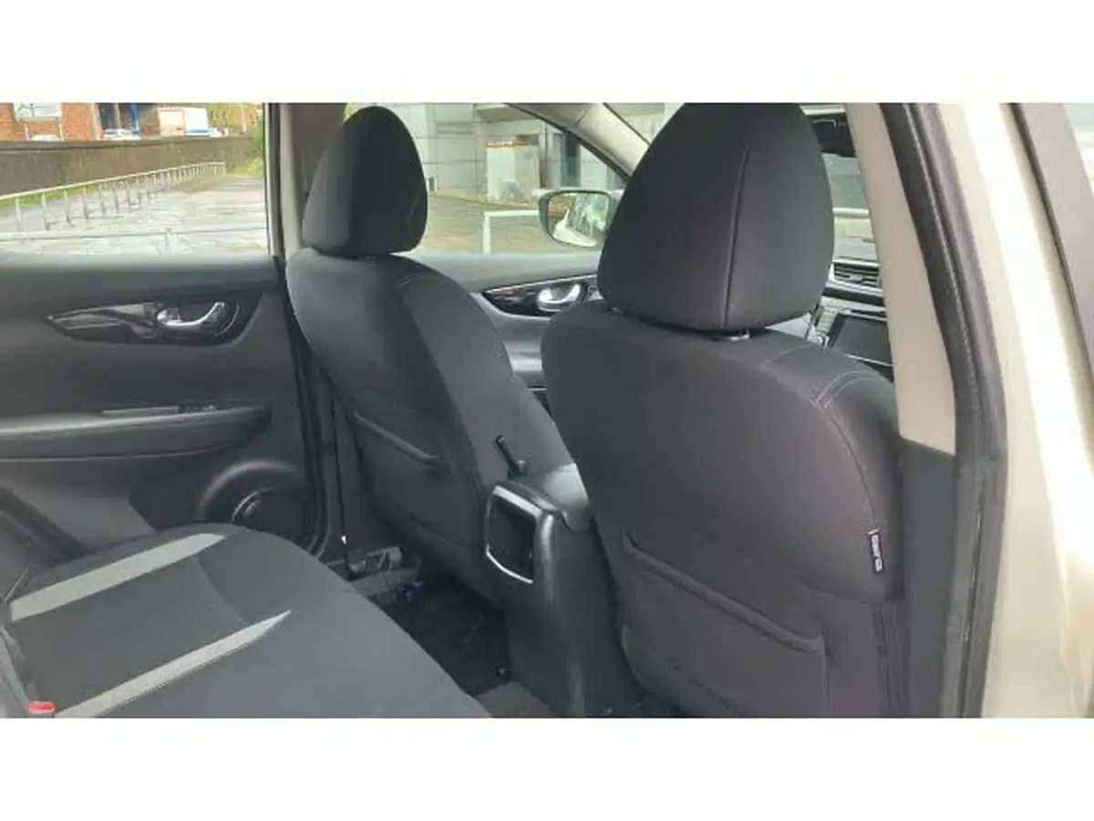 2019-nissan-qashqai-13-dig-t-acenta-premium-140ps-big-30