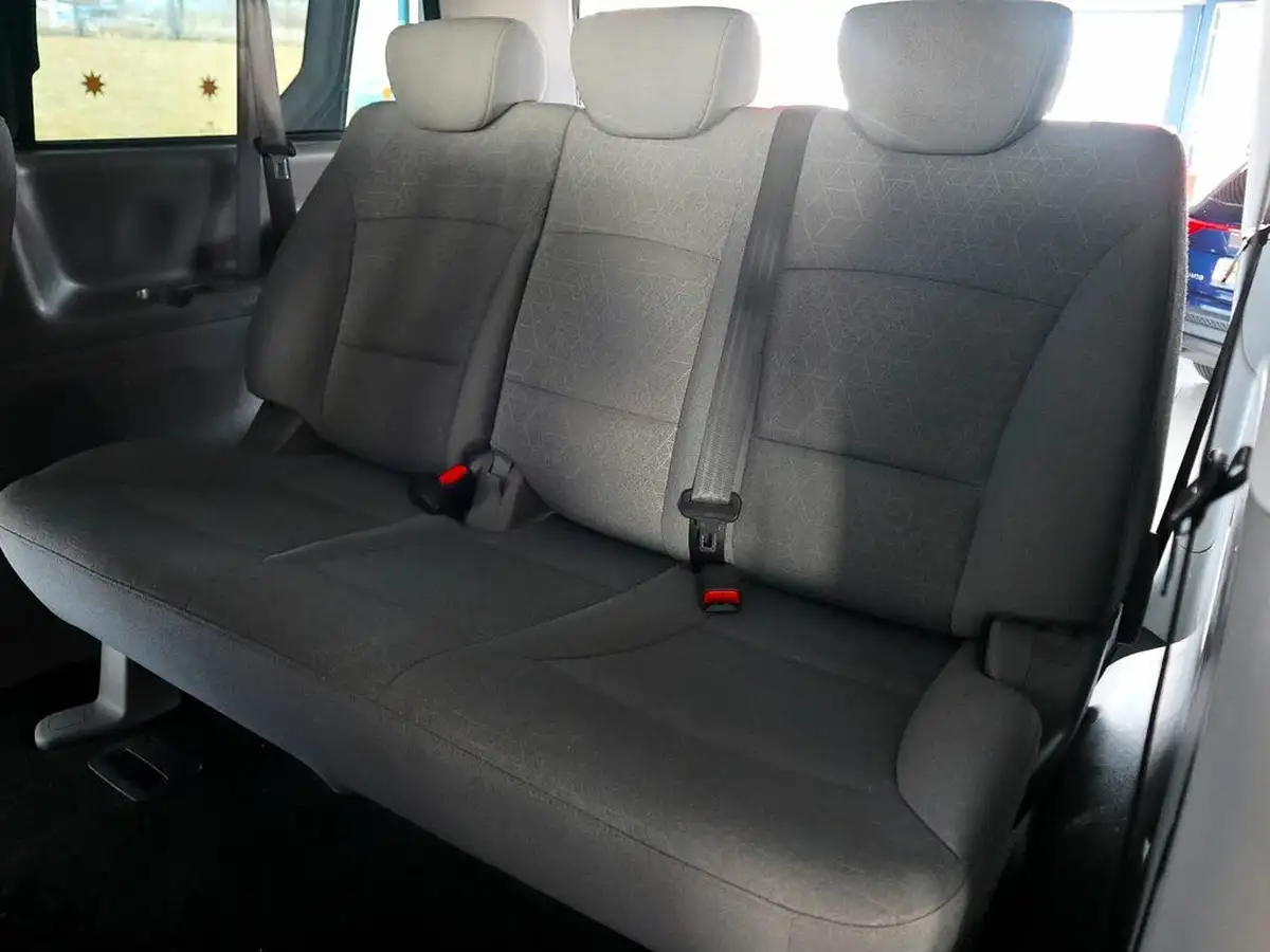 2019-hyundai-i800-25crdi-se-nav-136ps-big-19