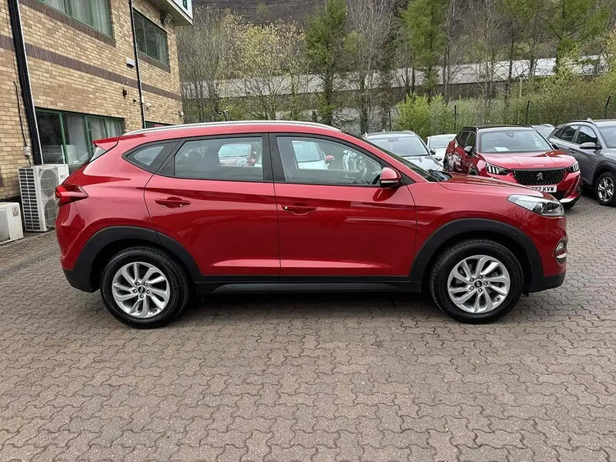 2018-hyundai-tucson-16-gdi-blue-drive-se-big-3