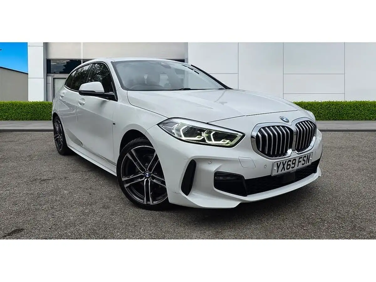 2020-bmw-1-series-20td-118d-m-sport-big-0