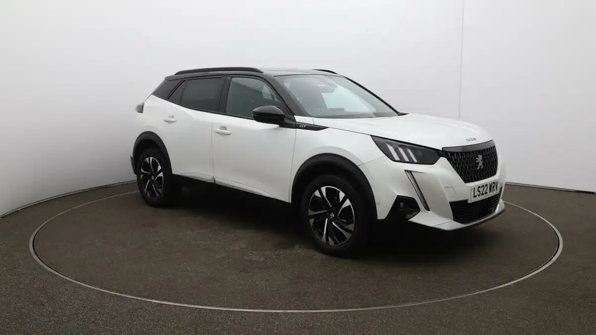 2022-peugeot-2008-suv-12-puretech-gt-big-1