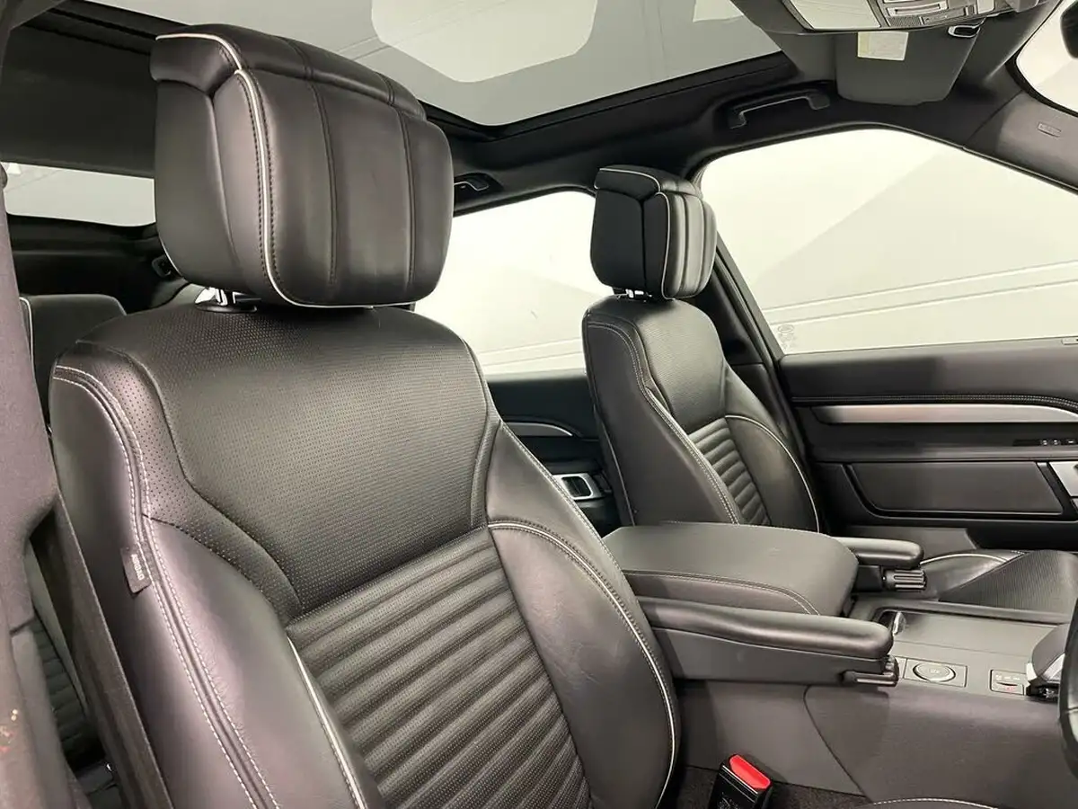 2021-land-rover-discovery-30-d300-r-dynamic-hse-big-31
