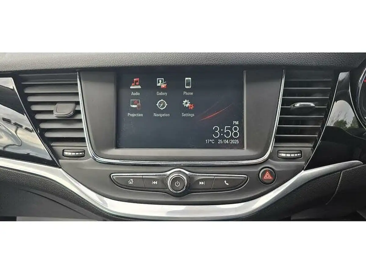 2019-vauxhall-astra-16cdti-griffin-big-31