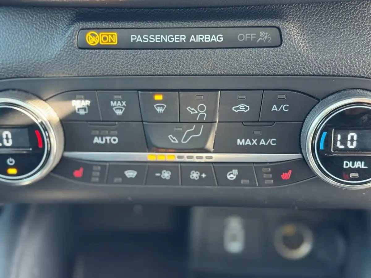 2020-ford-focus-10t-active-x-vignale-edition-155ps-hybrid-mhev-estate-big-45
