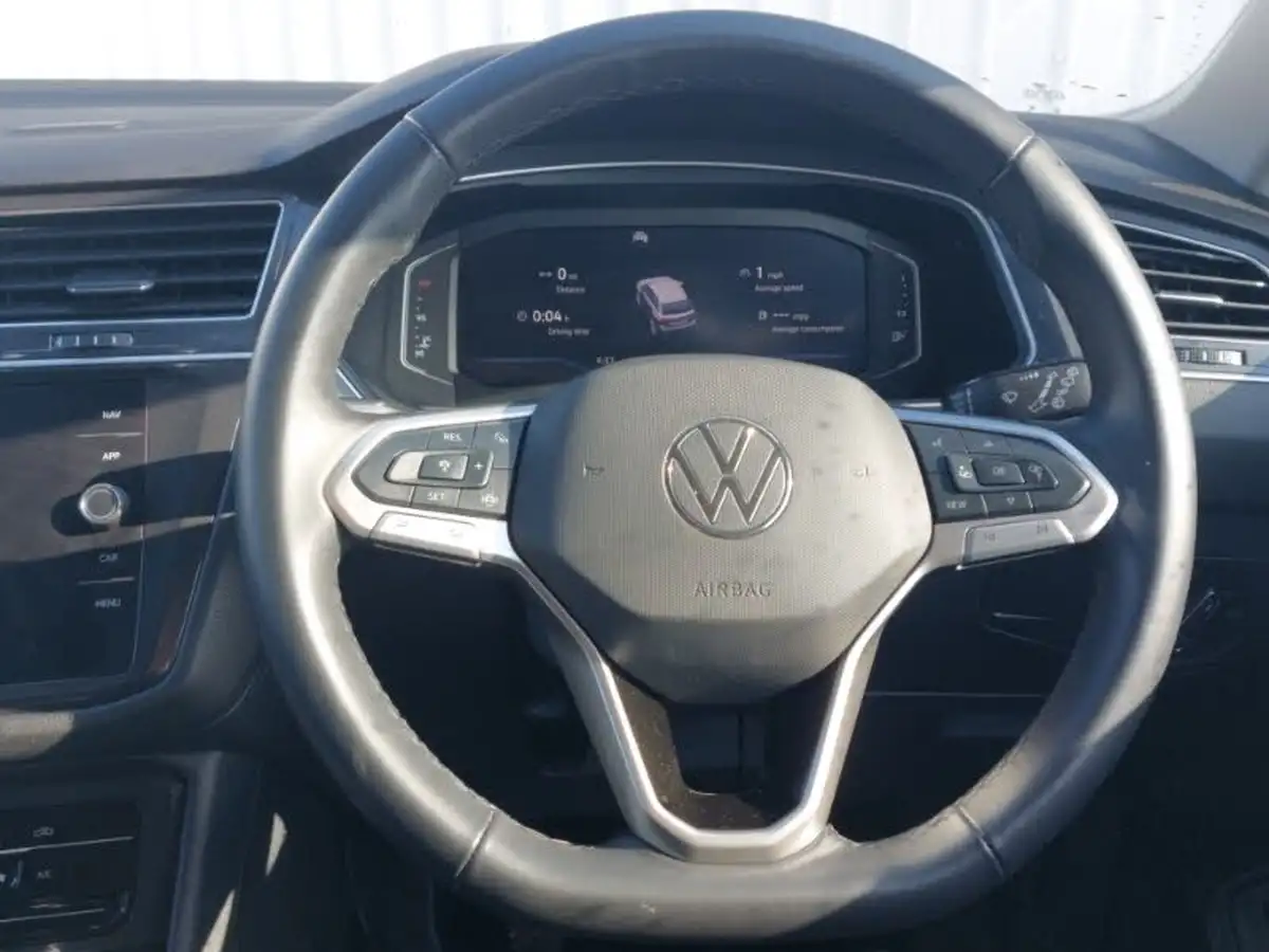 2024-volkswagen-tiguan-allspace-15-tsi-life-big-6