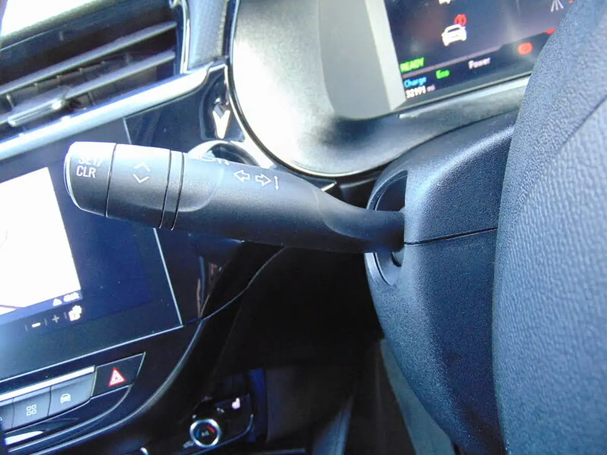 2020-vauxhall-corsa-e-elite-nav-74kw-big-27