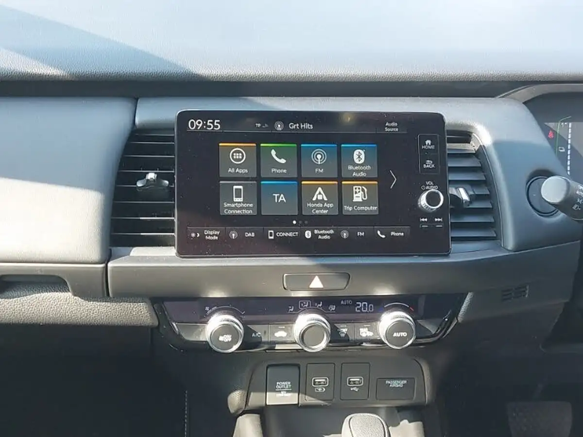 2022-honda-jazz-15-i-mmd-sr-109ps-big-10
