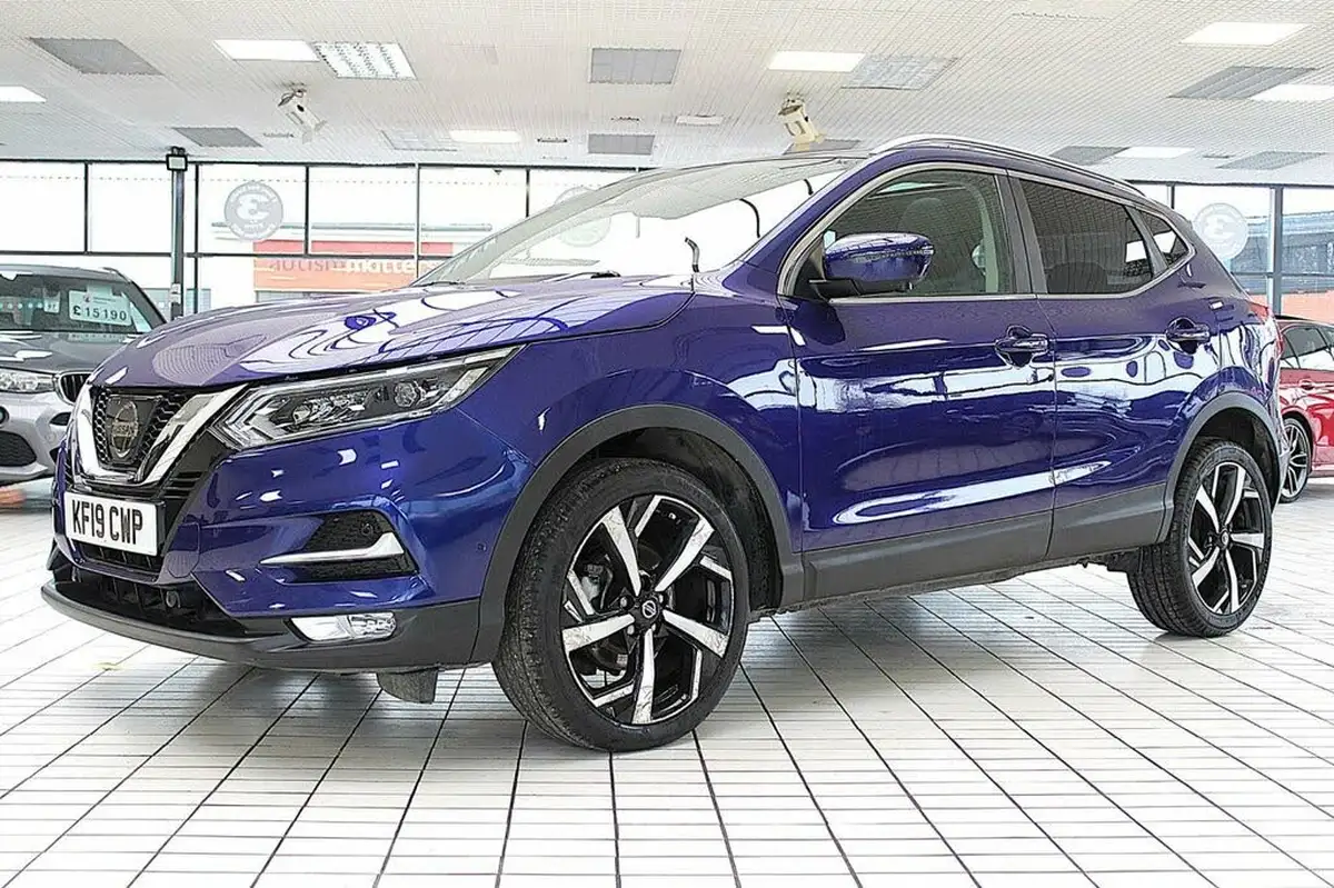 2019-nissan-qashqai-13-dig-t-tekna-160ps-dct-big-0
