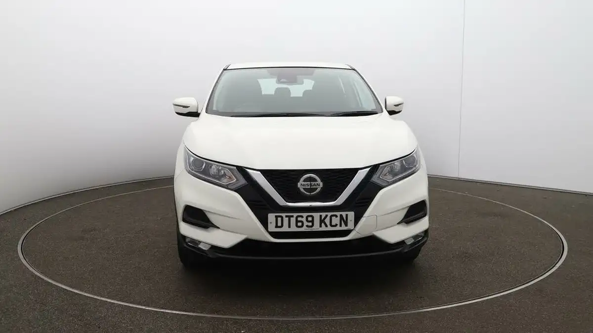 2020-nissan-qashqai-13-dig-t-acenta-premium-160ps-big-2