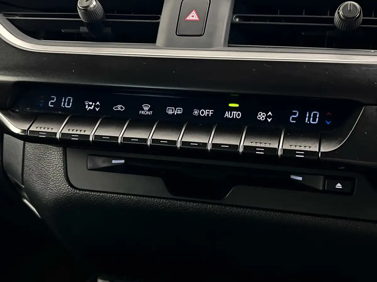 2021-lexus-ux-250h-20-ux-184bhp-without-navigation-big-37