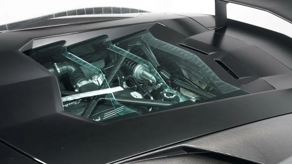 2017-lamborghini-aventador-65-lp-700-4-coupe-big-24