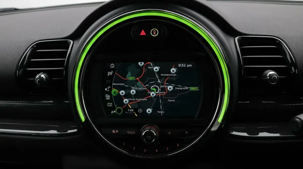2019-mini-clubman-20td-cooper-d-sport-big-11