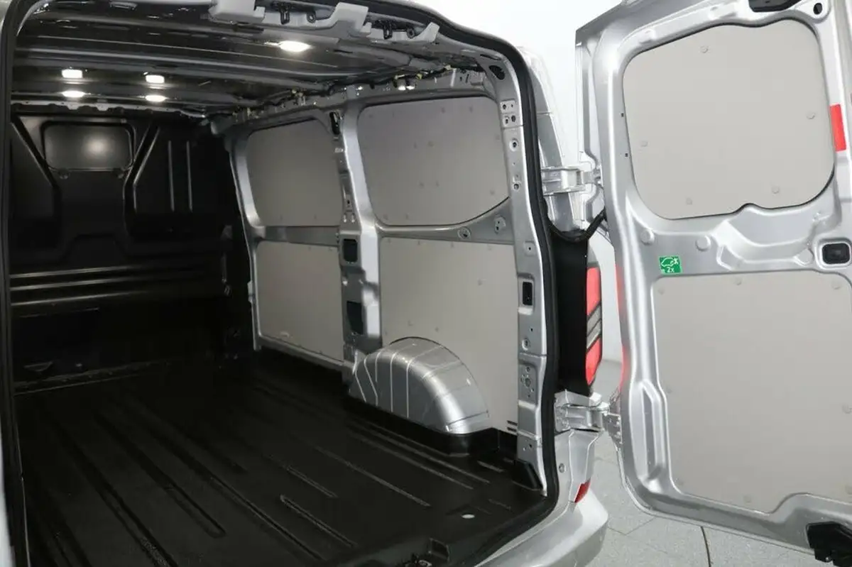 2023-ford-transit-custom-20tdci-300-l1h1-limited-136pseu6e-panel-van-1996cc-big-18